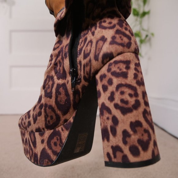 sexy leopard cheetah print thigh-high boots - Picture 5 of 14